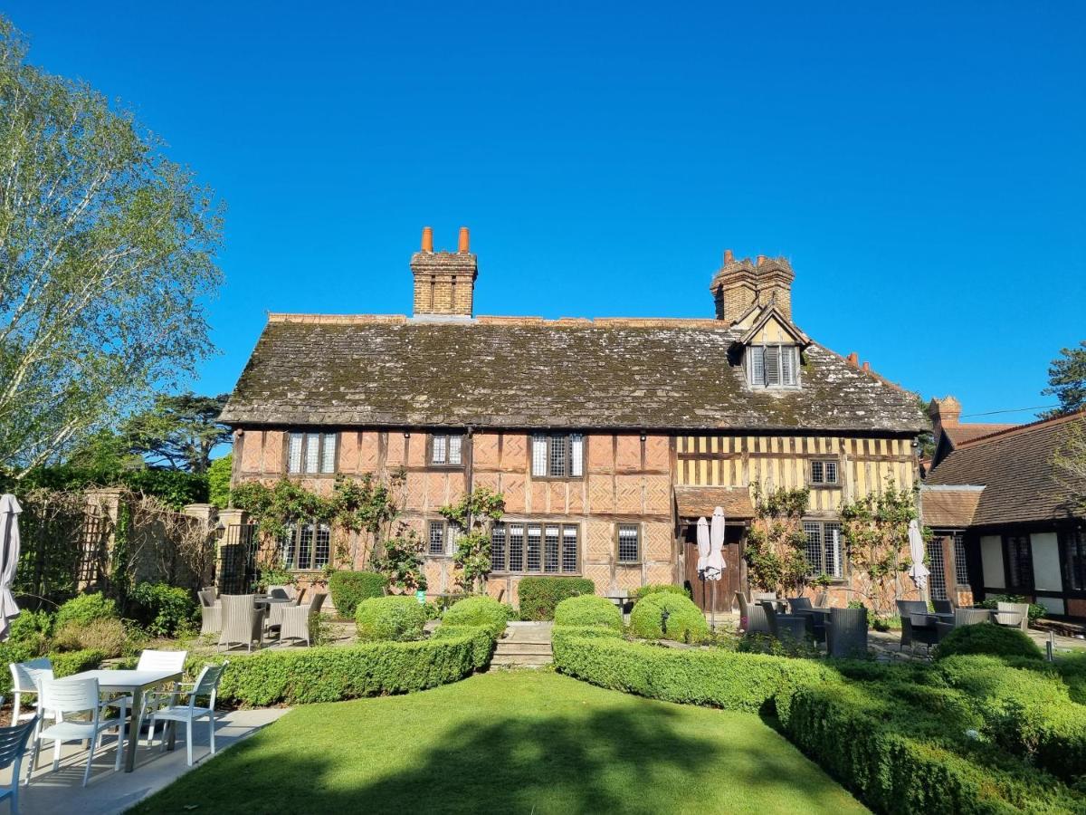 Langshott Manor - Luxury Hotel Gatwick 霍利 外观 照片