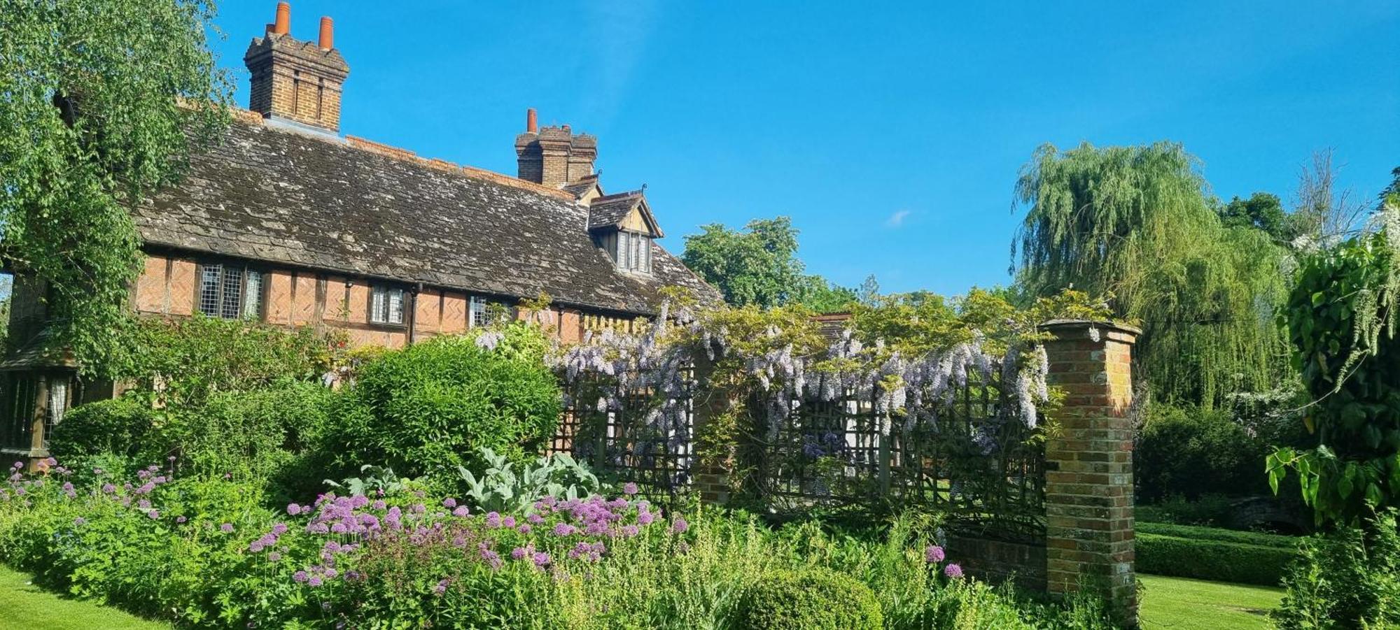 Langshott Manor - Luxury Hotel Gatwick 霍利 外观 照片